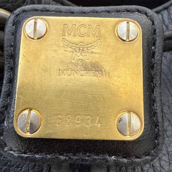 MCM Vintage Black Leather Drawstring Bucket Bag Purse Rare Large Boho‎ Hippie - Picture 3 of 16